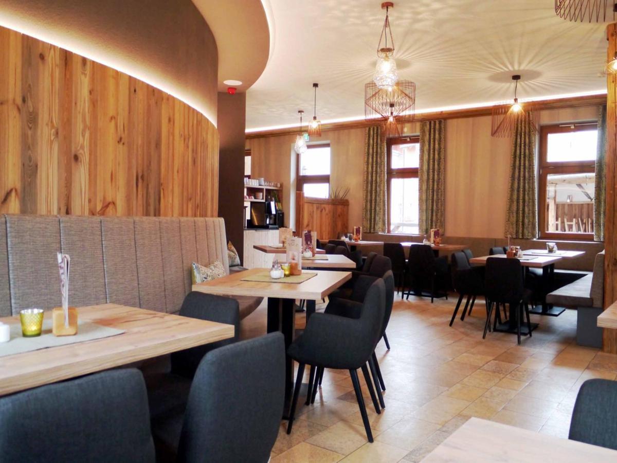 Da'Sporrer Hotel & Wirtshaus Нойнбург-форм-Вальд Экстерьер фото