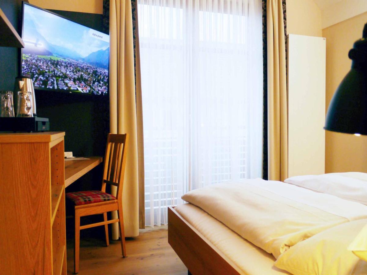 Da'Sporrer Hotel & Wirtshaus Нойнбург-форм-Вальд Экстерьер фото