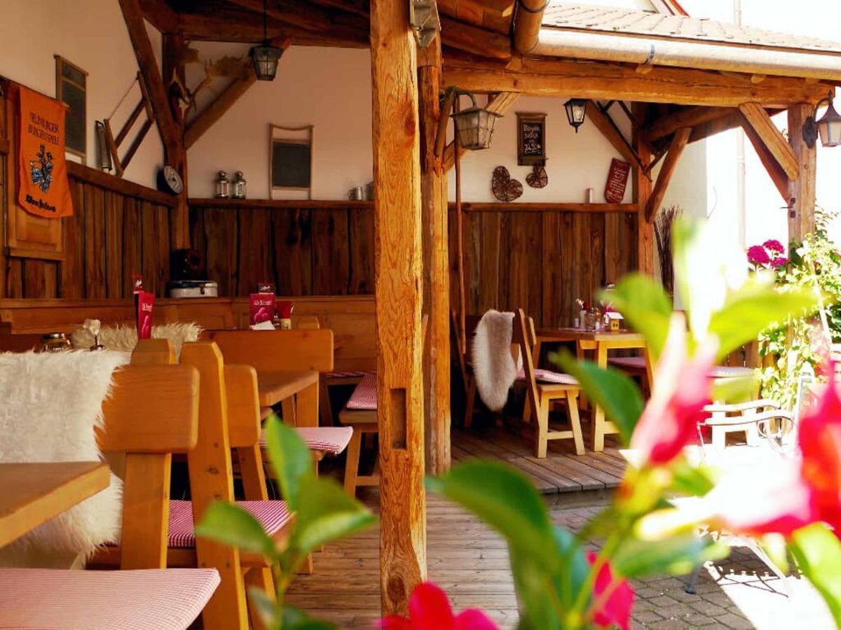 Da'Sporrer Hotel & Wirtshaus Нойнбург-форм-Вальд Экстерьер фото